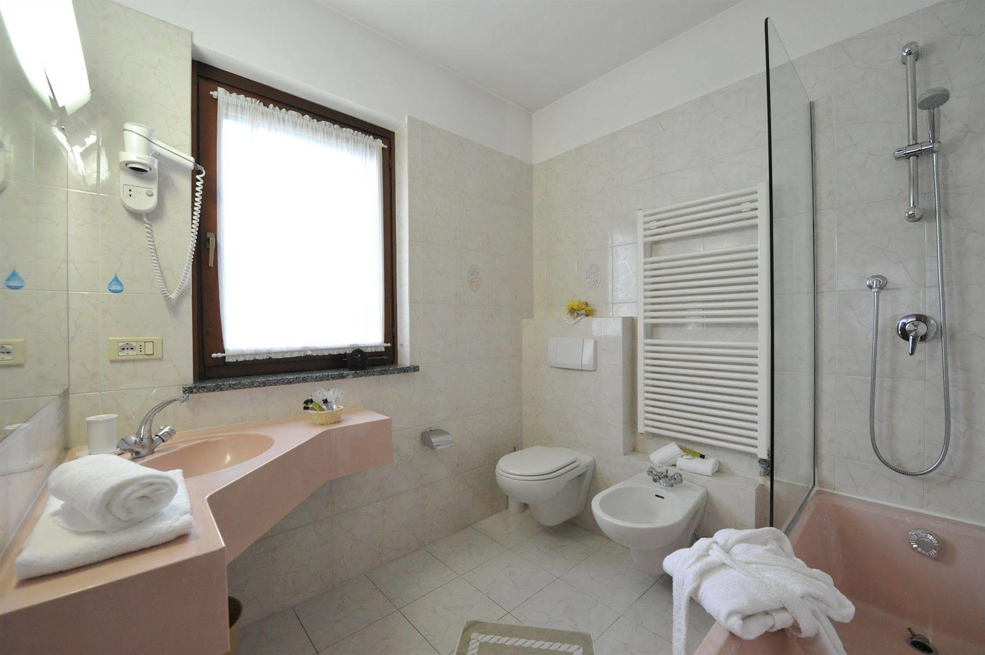 La Rocca Sport & Benessere Chatillon Ngoại thất bức ảnh