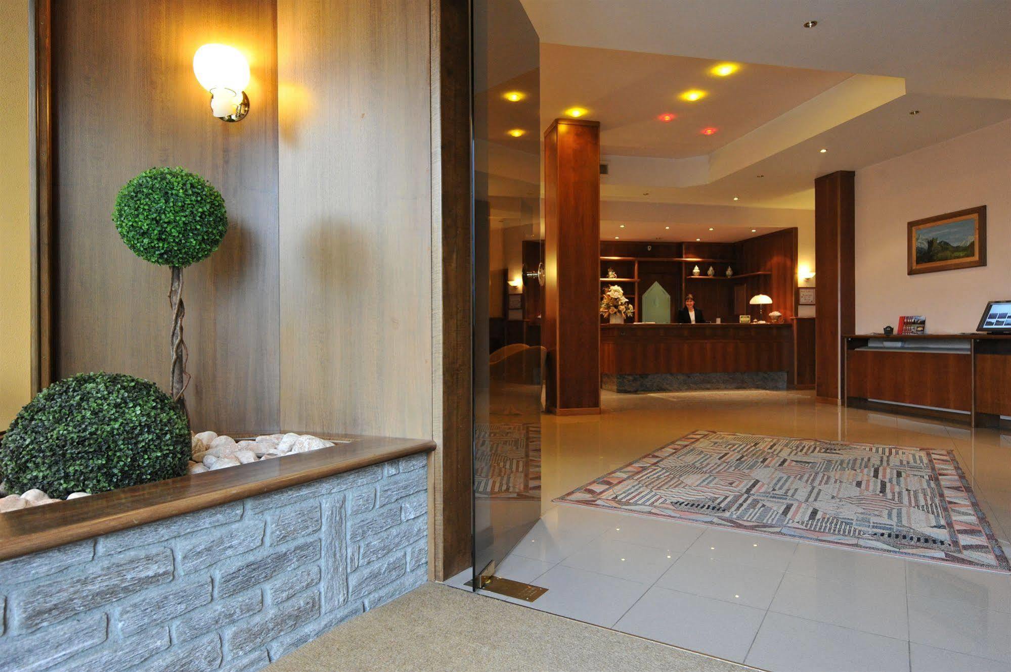La Rocca Sport & Benessere Chatillon Ngoại thất bức ảnh